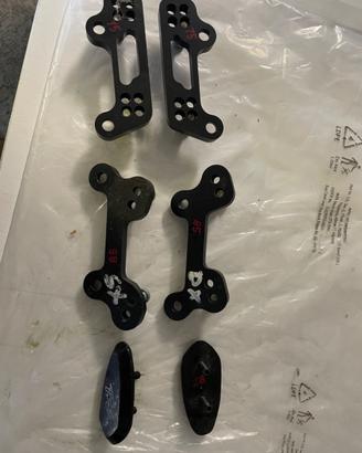 Arretratori pedane per moto Yamaha R6 e Suzuki Gsx
