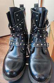 Anfibi borchiati, Tata woman, n.41