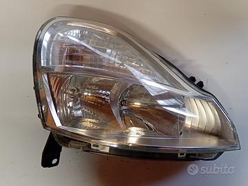 FARO ANTERIORE DESTRO RENAULT Modus 2Â° Serie 8200