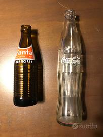 Bottiglia fanta e coca cola