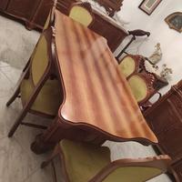 Stanza da pranzo completa