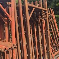 Ponteggio usato a perni verniciato