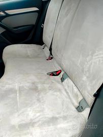 Audi Q3 pria serie: foderine artigianali complete