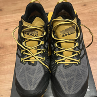 Scarpe sportive da trekking