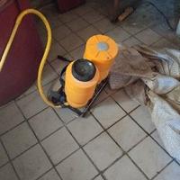 macchinetta per erogare zolfo alla vite n 2