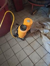 macchinetta per erogare zolfo alla vite n 2