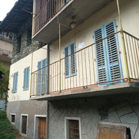 Casa indipendente in Crissolo valle Po
