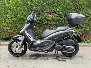 Scooter Piaggio Beverly 350 sport Touring