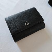 Portafoglio donna nero Calvin Klein 