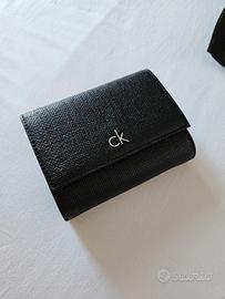 Portafoglio donna nero Calvin Klein 