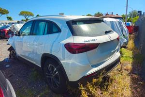 SINISTRATO Mercedes-benz GLA 200 D