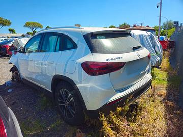 SINISTRATO Mercedes-benz GLA 200 D
