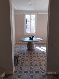 Tavolo pietra/cemento da interno e esterno