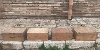 Antica cassa da trasporto in legno massello