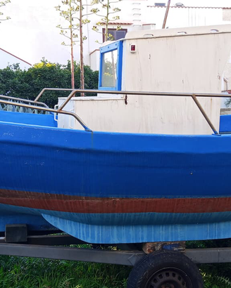 Gozzo in vetroresina MT 5