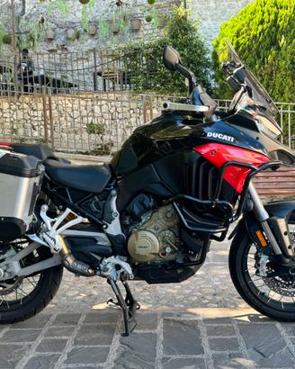 Ducati Multistrada V4S anno 2022
