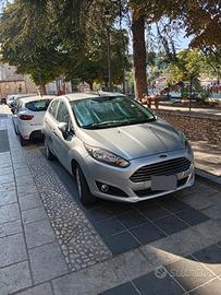 Ford Fiesta 1.4 benzina/gpl