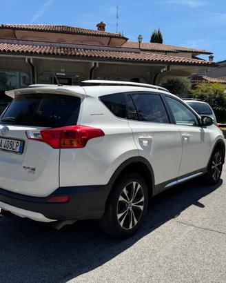 Toyota RAV 4 RAV4 2.0 D-4D 4WD Lounge White Ed.