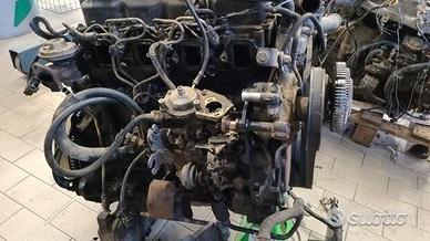 Motore 2.5 td25 nissan king cab anno 2001