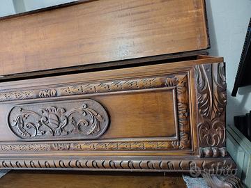 Cassapanca in legno
