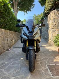 Honda X-ADV 750 DEL 2023 GARANZIA FINO AL 2029