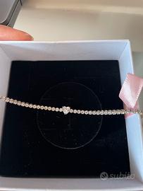 Bracciale pandora tennis con cuore in rilievo