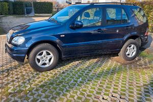 PRIVATO  MERCEDES ML 270