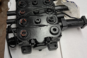 Distributore Pala Volvo