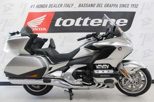 HONDA GOLDWING 1800 TOUR DCT KM 24717