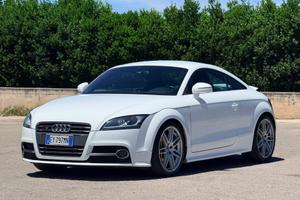 Audi TT TTS Coupé 2.0 272 CV TFSI quattro S tronic