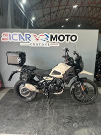 Royal Enfield Himalayan 450 super accessoriata