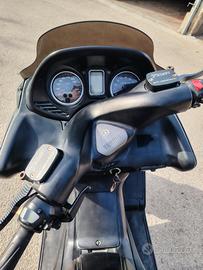  Tmax anno 2006 versione Black Max