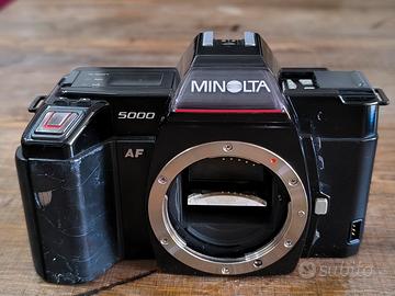 Minolta 5000 AF – AF e scatto funzionanti.