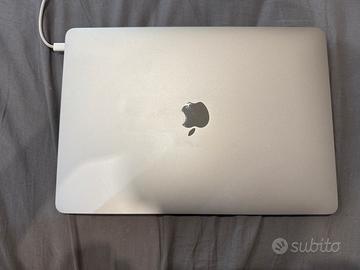 MACBOOK AIR M1