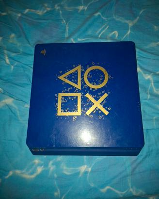 ps4 slim usata condizioni buone cavi e  joystik