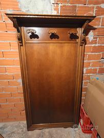 appendiabiti in legno antico