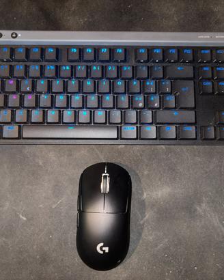 Logitech G515 LIGHTSPEED TKL e Logitech G PRO X 2