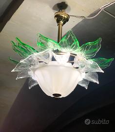 Lampadario con foglie in vetro