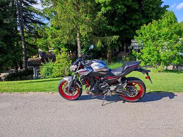 Kawasaki z650 imm 04/2024