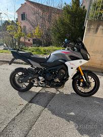 Yamaha tracer 900 GT -full optional-