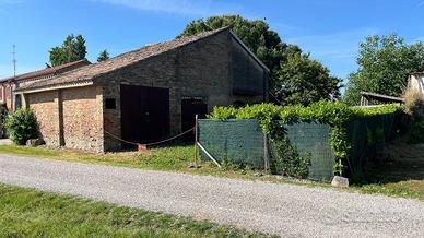 Rustico con corte esclusiva a Masi Torello