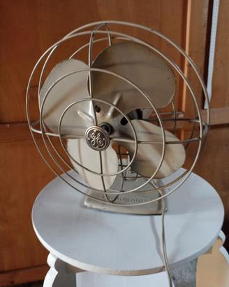 Ventilatore vintage anni 60 funzionante.