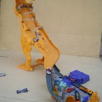Hot Wheels T-Rex Auto