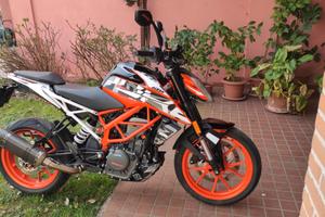 KTM Duke 390