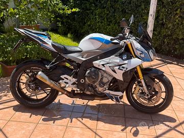 Bmw s1000r hp4