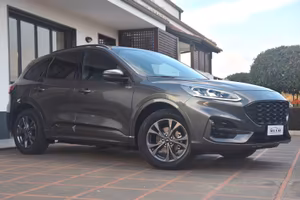 Ford Kuga 2.5 Plug In Hybrid 225cv CVT 2WD ST-Line