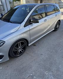 Marcedes b200 premium amg