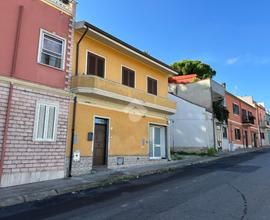 Casa indipendente ristrutturata Ossi