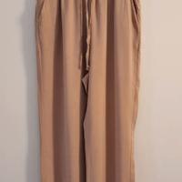 Pantaloni lunghi con elastico in vita e caviglie