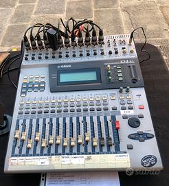Mixer Digitale yamaha 01v